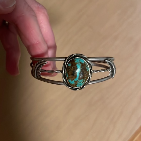 Native American Large Bisbee Turquoise Sterling Cuff Bracelet - Picture 3 of 9